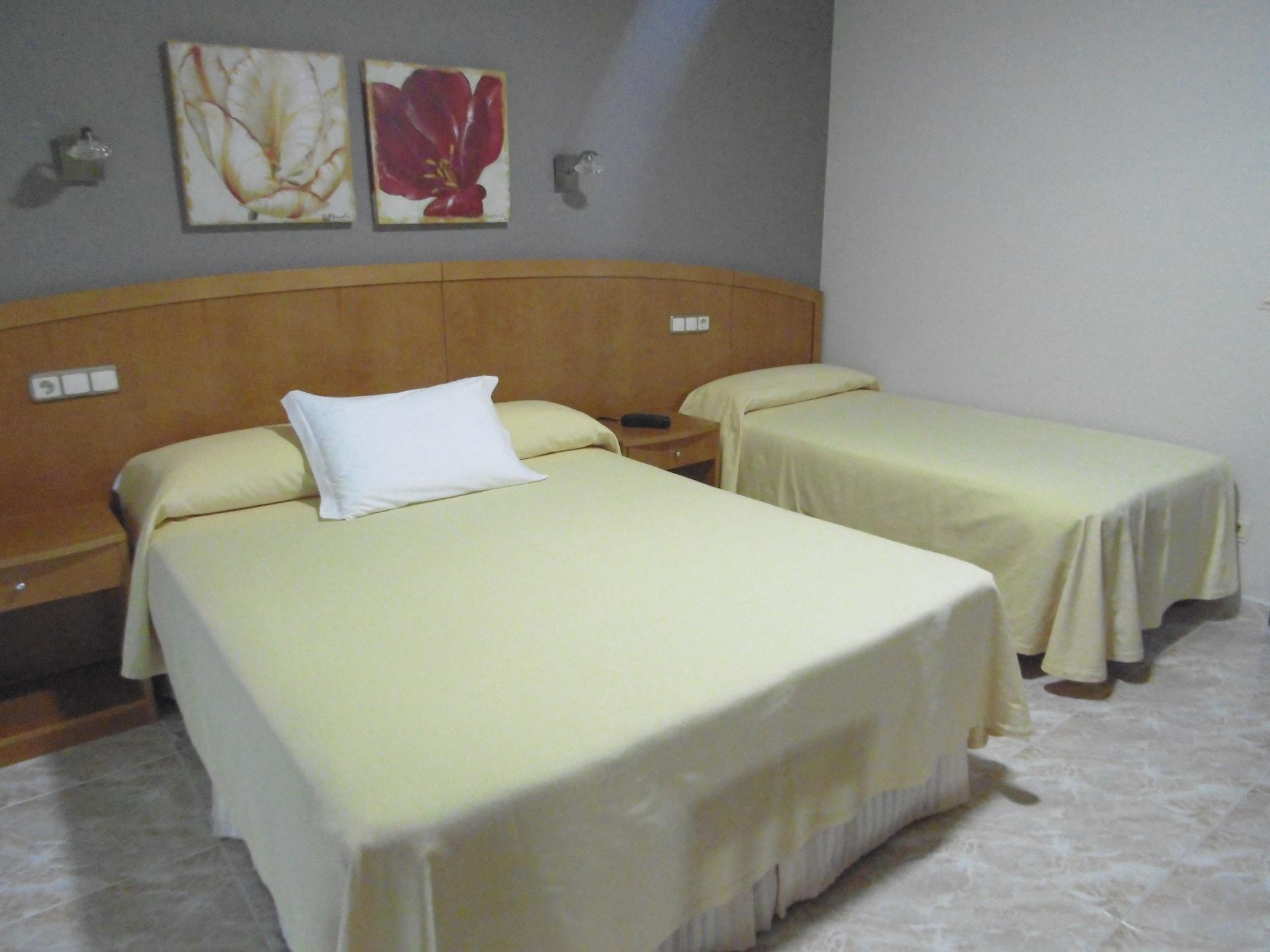 Hotel Miramar 2** Superior Playa de la Lanzada Esterno foto